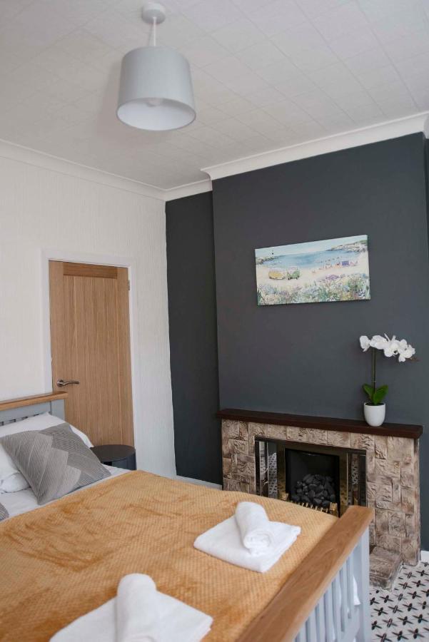 Six Bells Retreat Villa Abertillery ภายนอก รูปภาพ